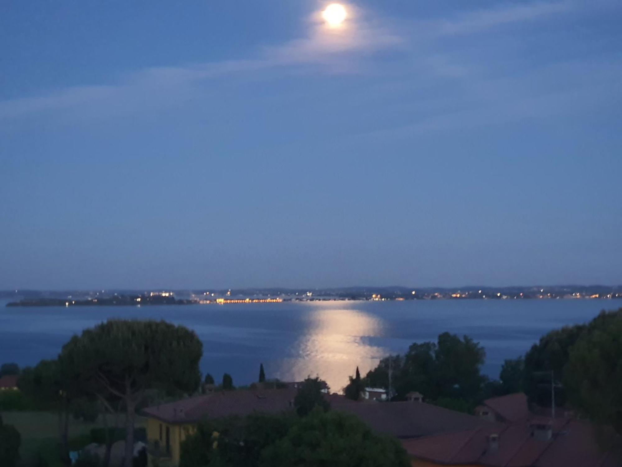 Casa Vista Lago Moniga del Garda Luaran gambar