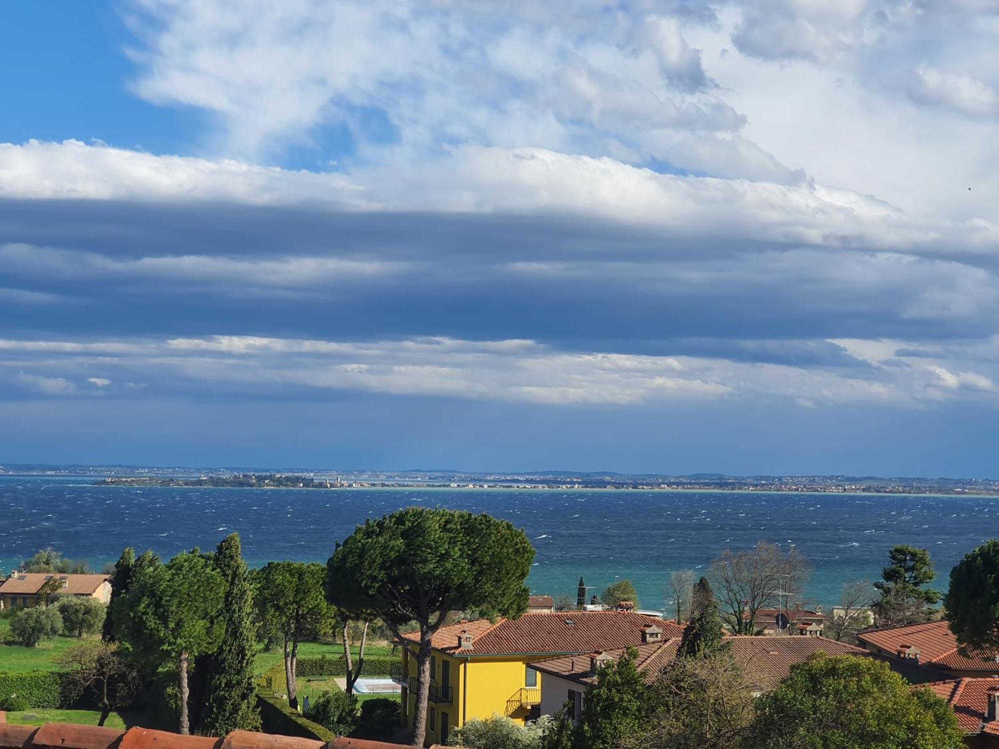 Casa Vista Lago Moniga del Garda Luaran gambar